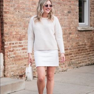 Like new LOFT thick mini skirt 😍